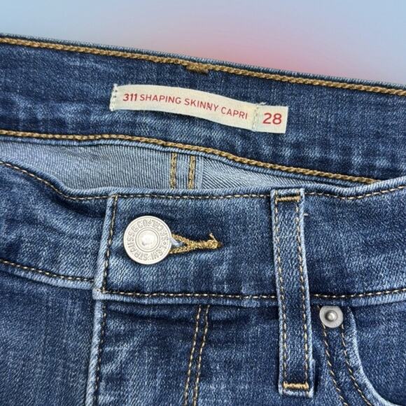 LEVI’S 311 Women’s 28 SHAPING SKINNY CAPRI Blue Jeans - Picture 4 of 4